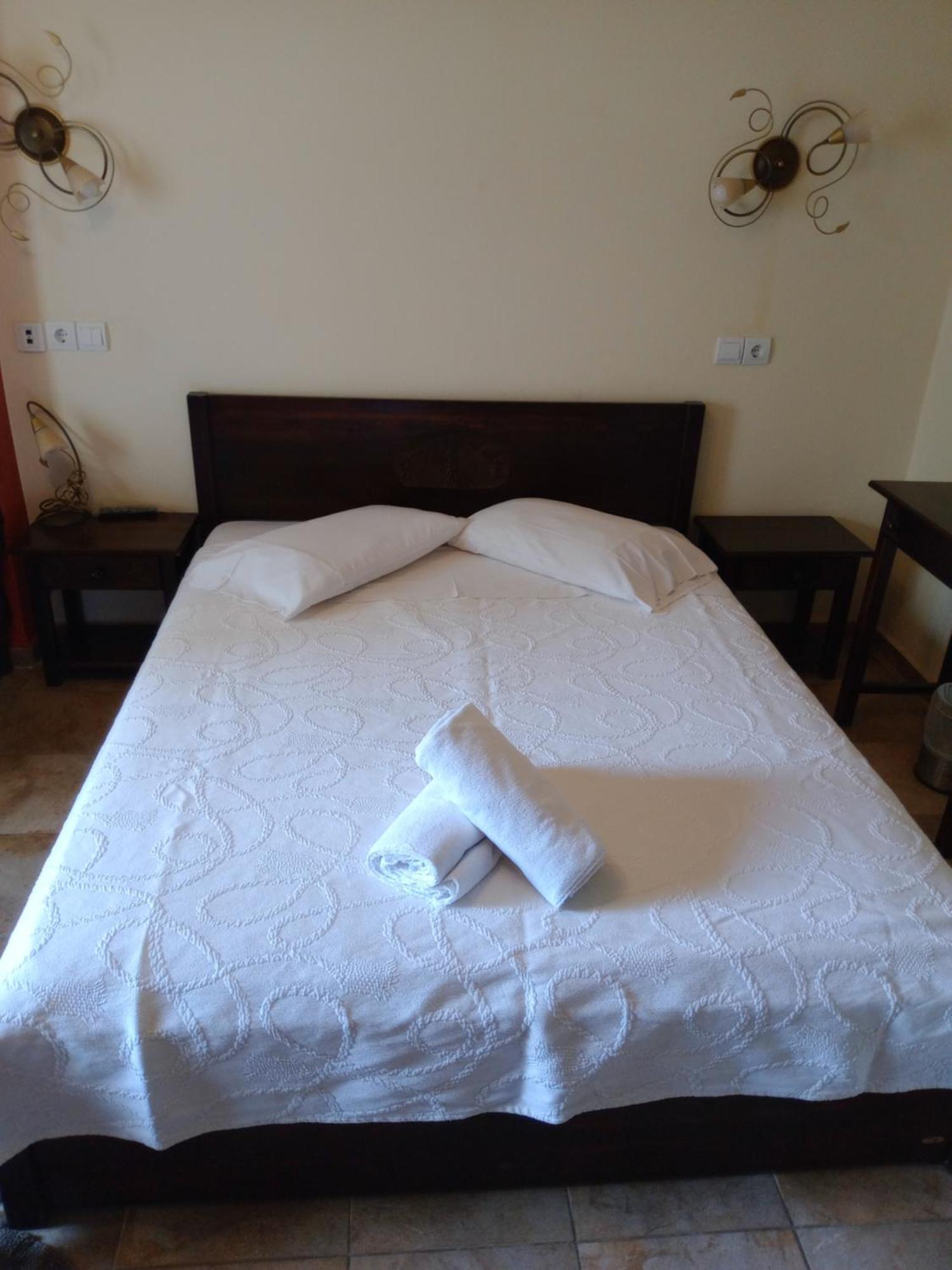 Hotel Erotas Áyios Dhimítrios Exteriér fotografie